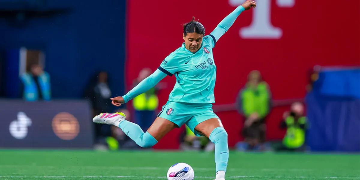 Cedera Serius Alana Cook Pukulan Besar Bagi Kansas City Current dan USWNT