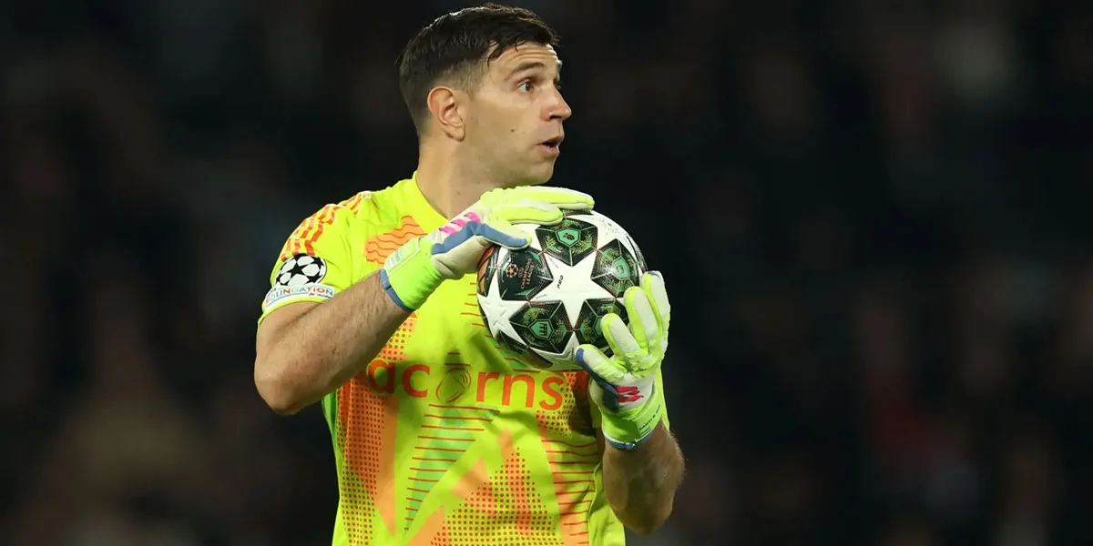 Manchester United Ajukan Pendekatan untuk Emi Martinez, Onana dan Bayindir Dianggap Gagal!