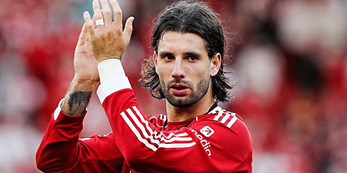 Arne Slot Pusing Cedera Frimpong Tambah Masalah Liverpool!