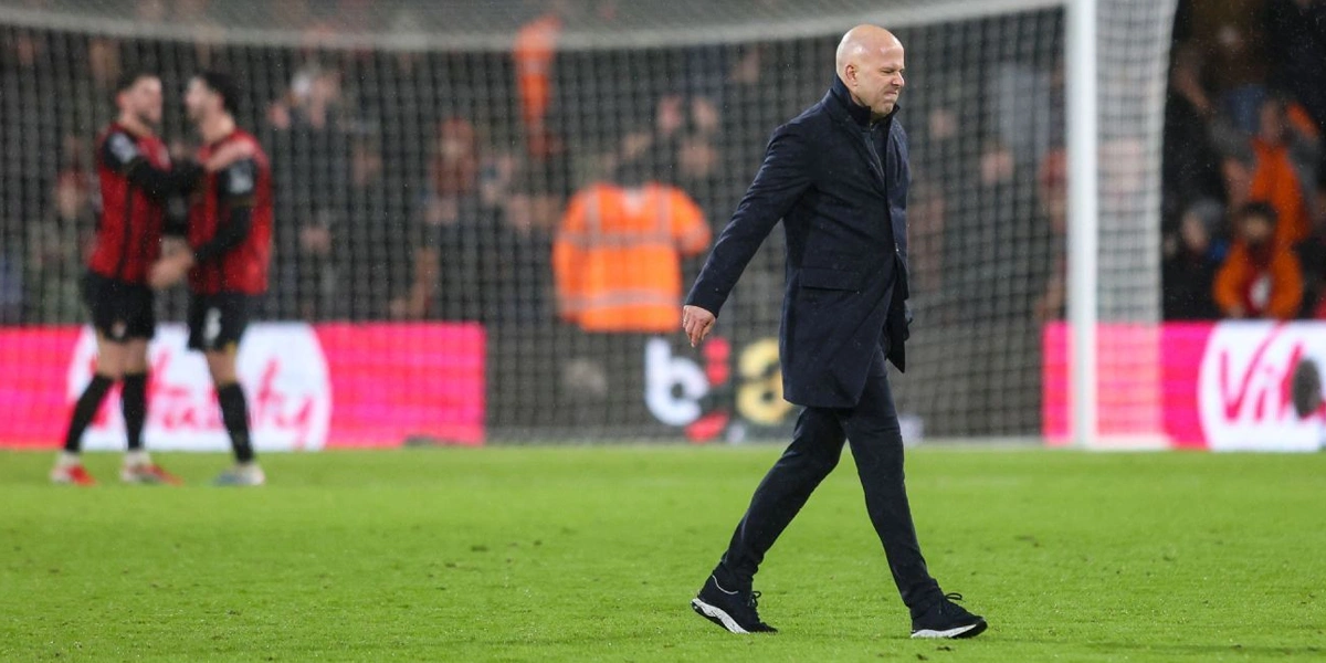 Liverpool-Kehabisan-Energi,-Arne-Slot-Soroti-Kekalahan-Dramatis-dari-Bournemouth-di-Menit-Akhir